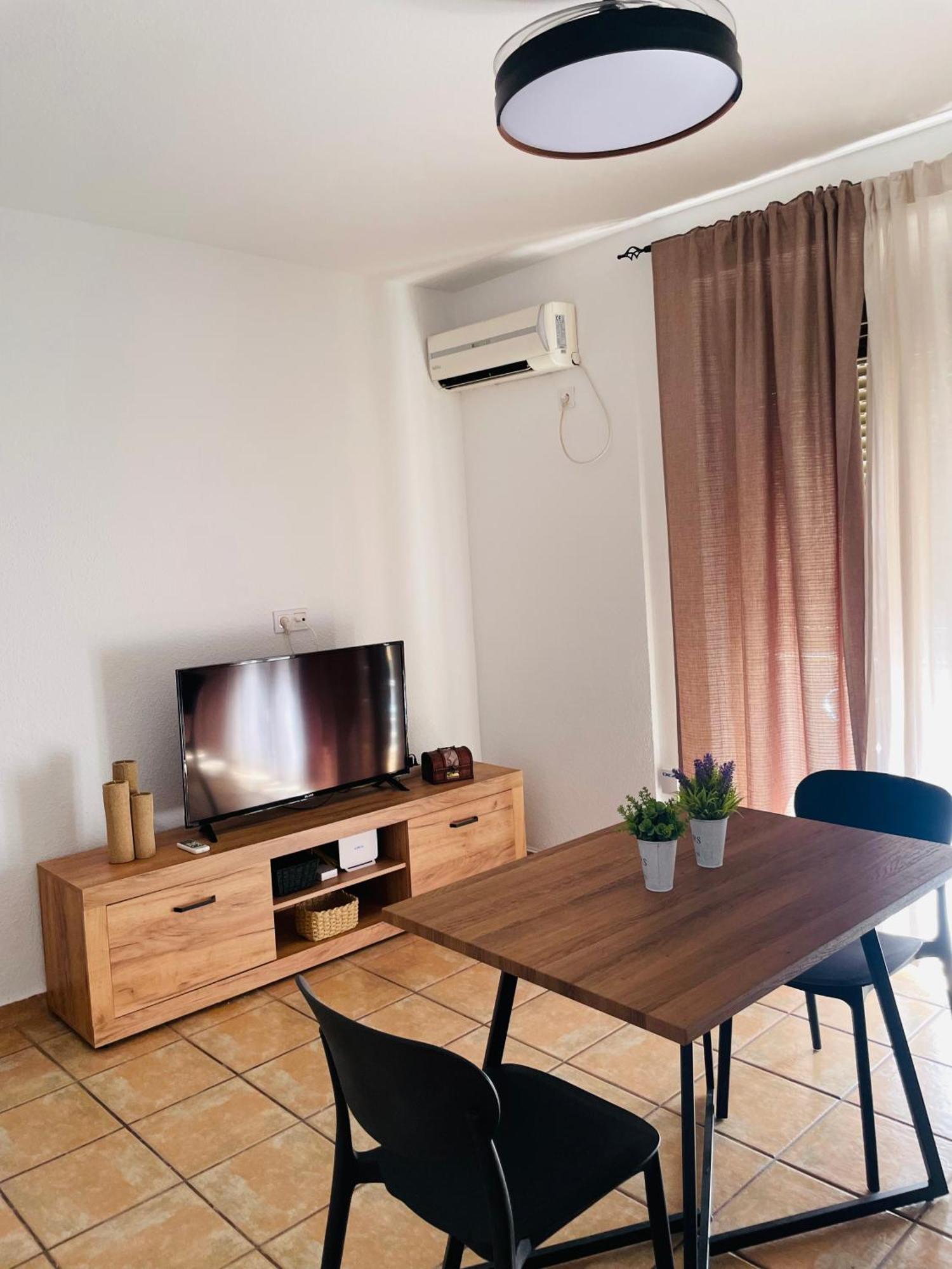 Apartment Dona Berenguela 16 *